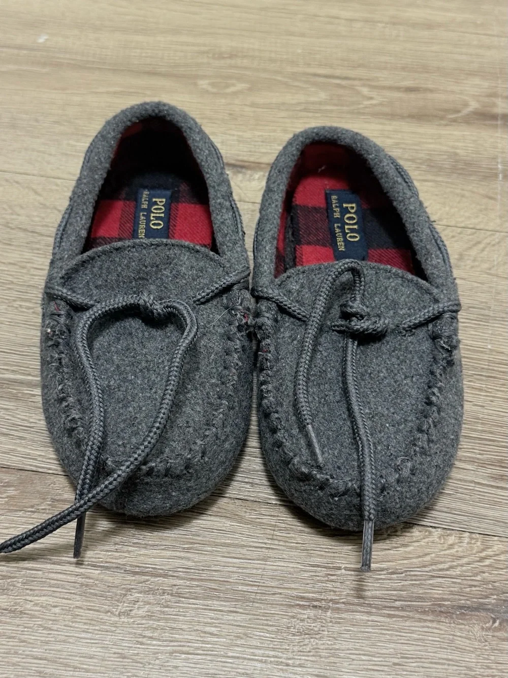 Polo by Ralph Lauren Kids Gray Moccasin Slippers with Red Lining
